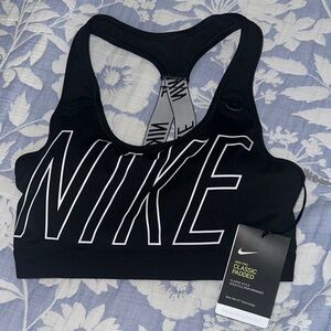 Nike Black Sports Bra padded brand new with tags